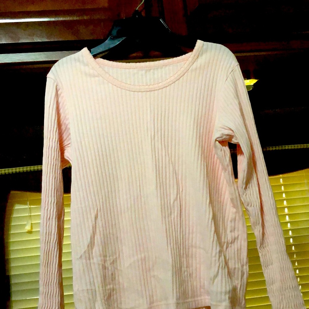 Ribbed pink long sleeve